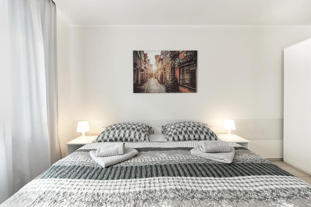 Modern Wohnen I Smart Tv I Terrasse I 2X Parkplatz I 2 Schlafzimmer I 6 Schlafplaetze Bad Oeynhausen Exterior photo
